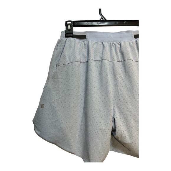 Lululemon Women’s Blue Lined Running Shorts Size M Lightweight Athletic - Picture 10 of 10